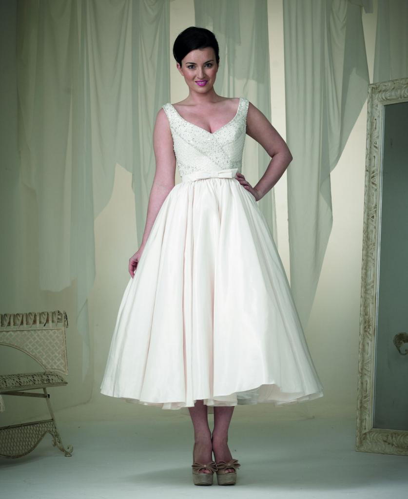 Best Time To Buy Wedding Dress Uk Carley Connellan